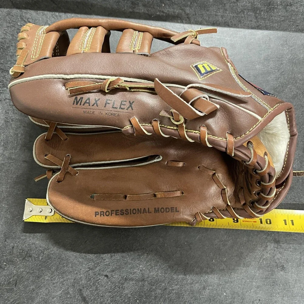 Vintage Mizuno Baseball Glove Mens 11 Brown Max Flex Steerhide Right Hand MT560